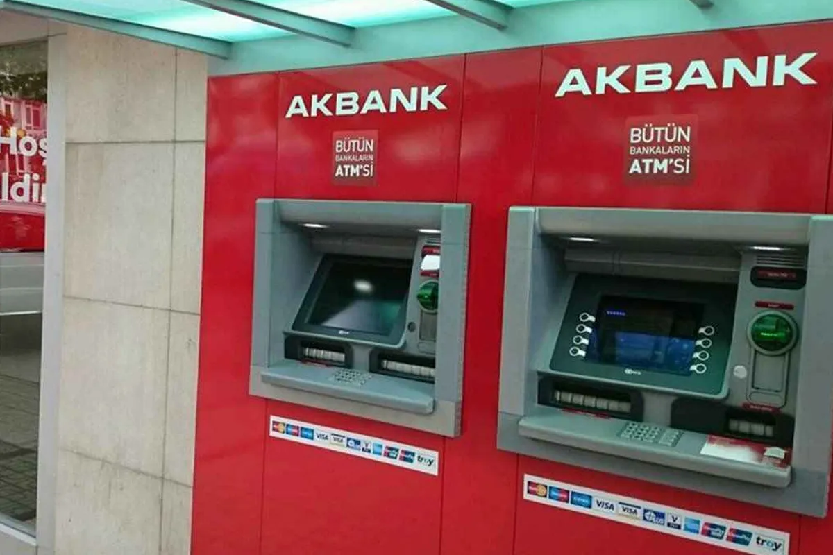 Akbank ATM Günlük Para Çekme Limiti Ne Kadar? (2025 Güncel)